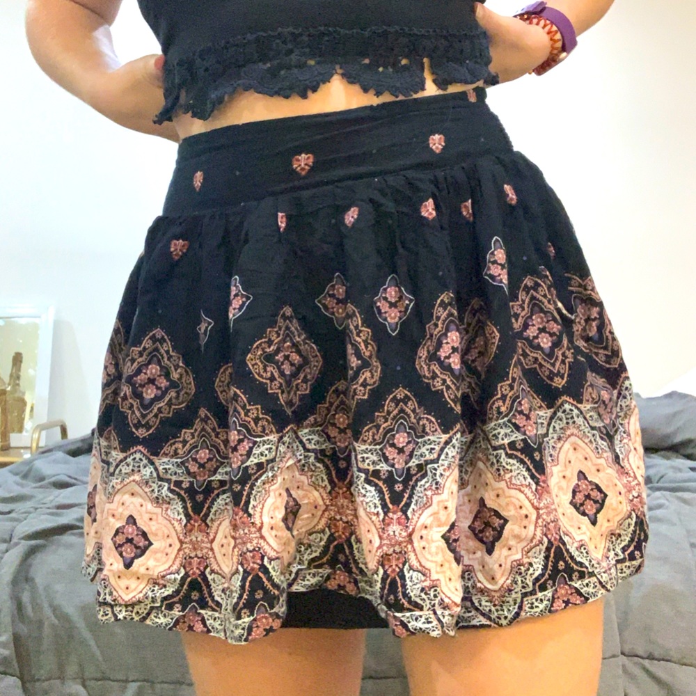 Women's skirt size M
